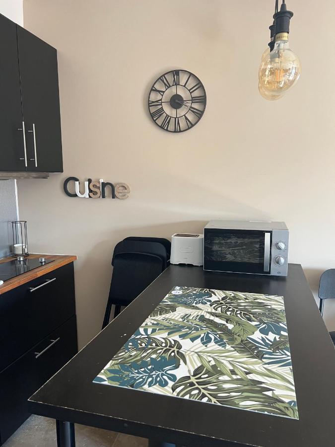 ✧Le Petit Joyau✧ Apartment Grimaud Bagian luar foto